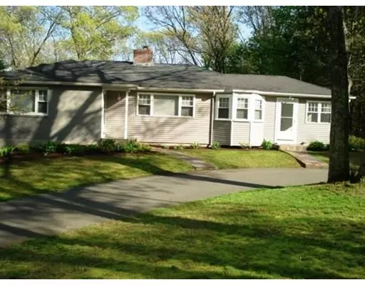 Franklin, MA 02038,243 Pleasant Street