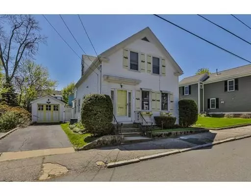 11 Carter St, Newburyport, MA 01950