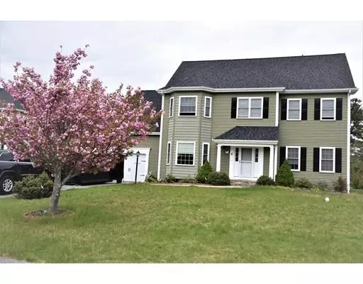 6 Grove Meadow Rd, Shrewsbury, MA 01545