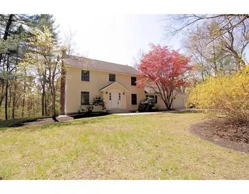 33 Hemlock Hill, Carlisle, MA 01741