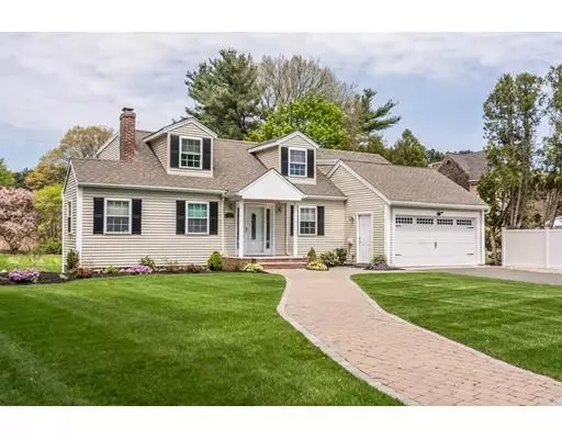 262 Salem Street, Lynnfield, MA 01940