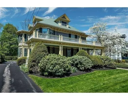Woburn, MA 01801,9 Arlington Rd
