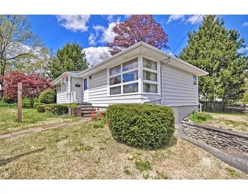 Milford, MA 01757,9 Congress Terrace