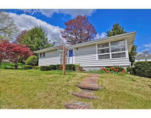 Milford, MA 01757,9 Congress Terrace