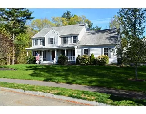 75 Pheasant Ln, Raynham, MA 02767