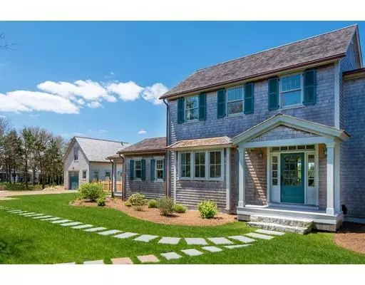 Edgartown, MA 02539,3 Noras Ln