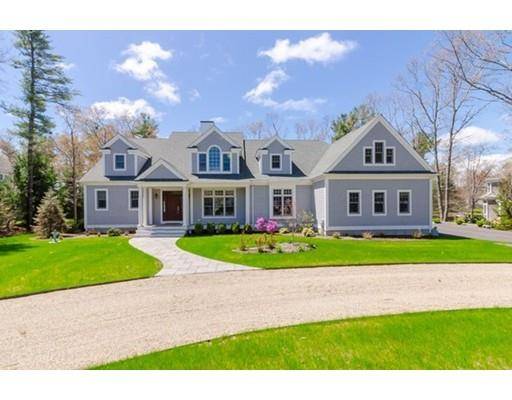 11 Pine Ridge Dr, Mattapoisett, MA 02739