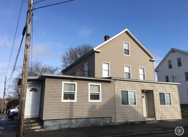 30 Oxford Ave, Dudley, MA 01571