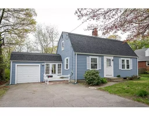 8 Edwin St, Randolph, MA 02368