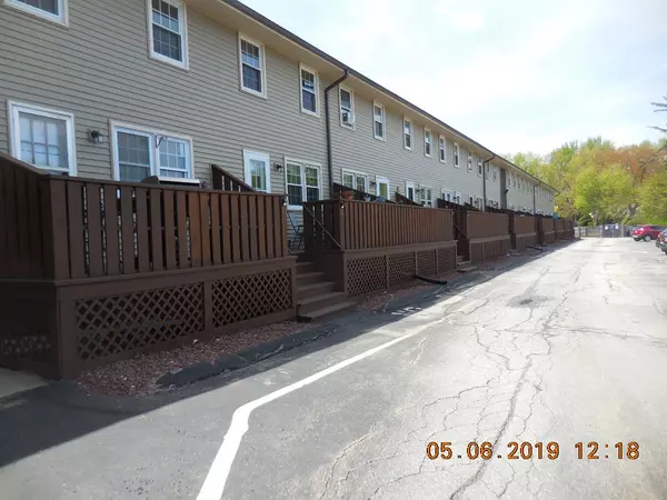 Agawam, MA 01001,420 Main St #76