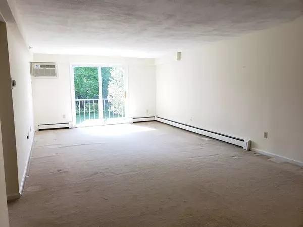 Abington, MA 02351,56 Townsend St #B13