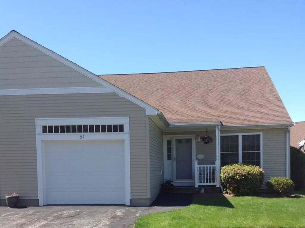 West Boylston, MA 01583,97 Hillside Village Dr #97