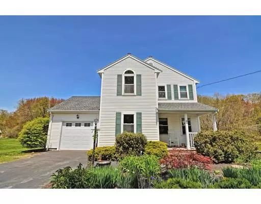 50 Black Pond Lane, Taunton, MA 02780