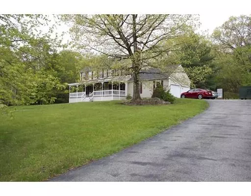 Hopedale, MA 01747,5 Spruce Cir