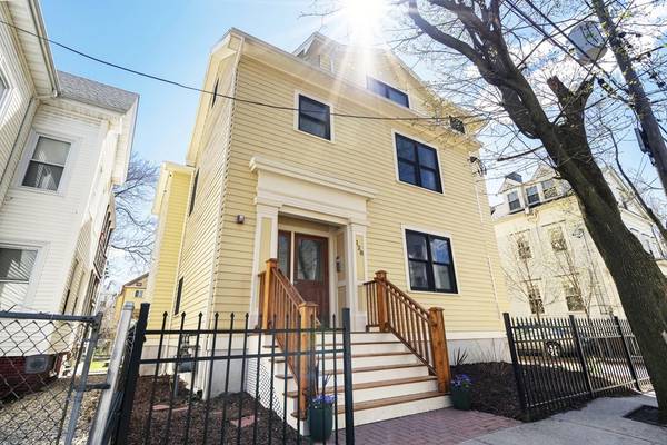 128 Cherry St #1, Cambridge, MA 02139