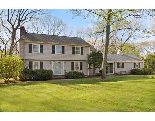 106 Bristers Hill Rd, Concord, MA 01742