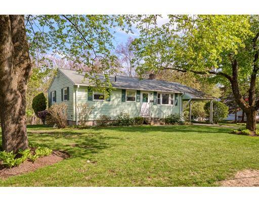 9 Oakland Ave, Tewksbury, MA 01876