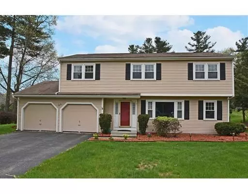 2 Martin Cir, Hudson, MA 01749