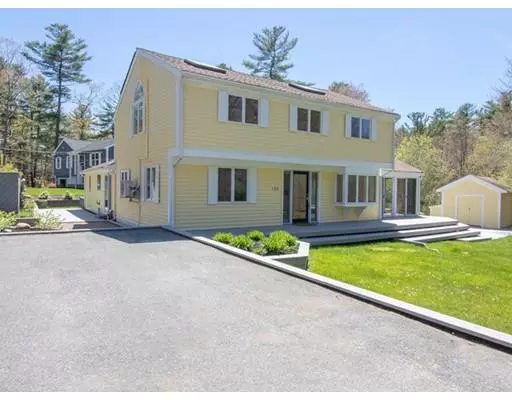 130 Harvard St, Pembroke, MA 02359