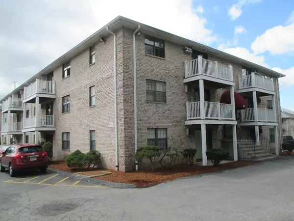 14 Kenmar Dr #108, Billerica, MA 01821