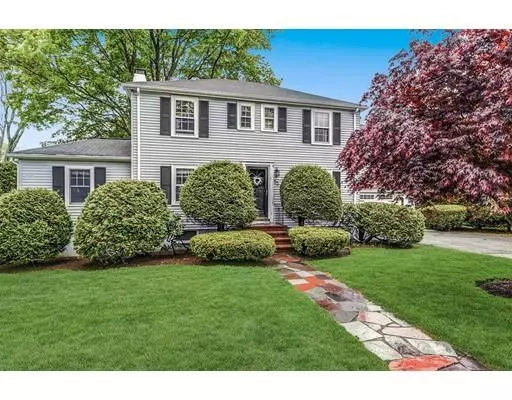 93 Mayflower Rd, Needham, MA 02492