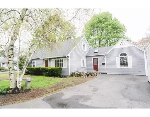 71 Crescent St, Shrewsbury, MA 01545