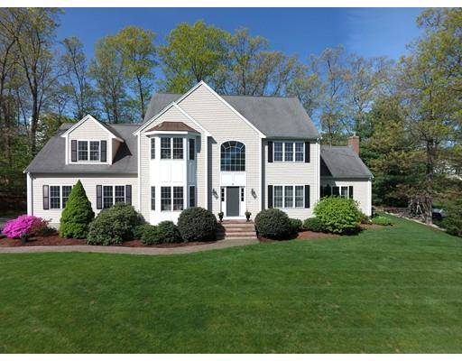 6 Wagon Wheel Rd, North Attleboro, MA 02760