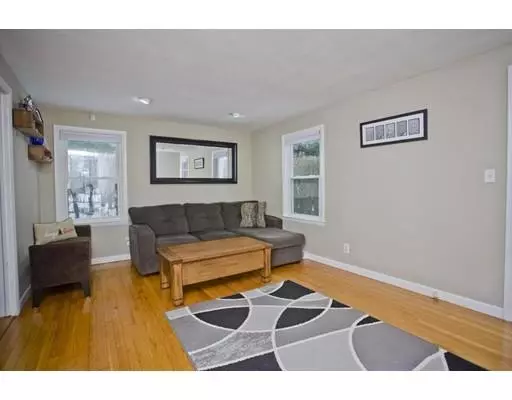 East Longmeadow, MA 01028,17 Pease Rd