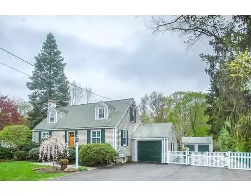 Wayland, MA 01778,9 Oak St