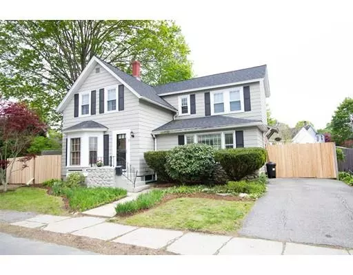 33 Concord St, Maynard, MA 01754