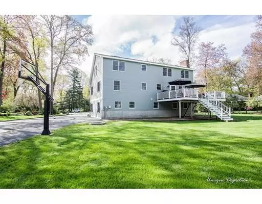 Andover, MA 01810,8 Cherokee Circle