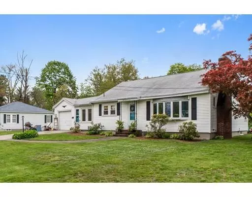 400 Waverley Rd, North Andover, MA 01845