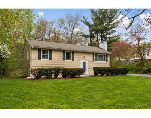 255 Metcalf Road, North Attleboro, MA 02760