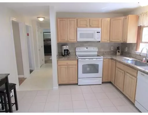 Norton, MA 02766,16 Ledge Road