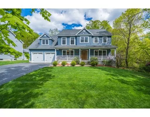 16 George Frost Dr, Holyoke, MA 01040