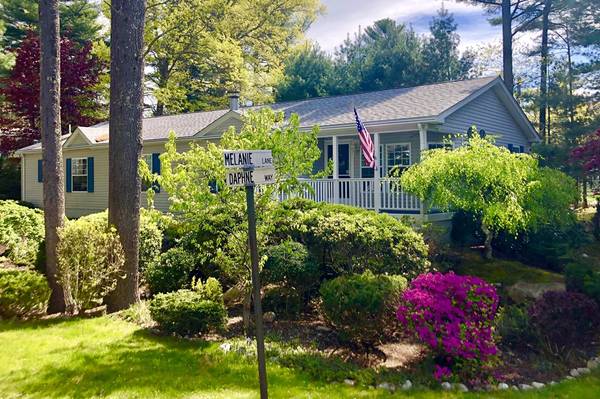 14 Daphne Way, Carver, MA 02330