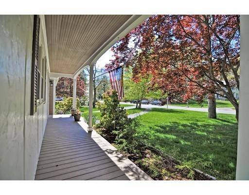 12 Mill Brook Ave, Walpole, MA 02081