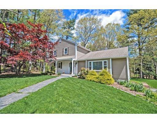 Walpole, MA 02081,12 Mill Brook Ave