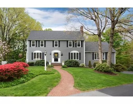 Southborough, MA 01772,10 Thayer Ln