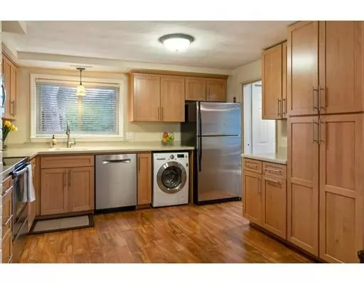 Framingham, MA 01701,24 Bantry Road