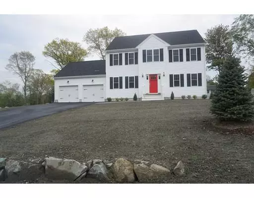 8 Westdale Ter., Holbrook, MA 02343