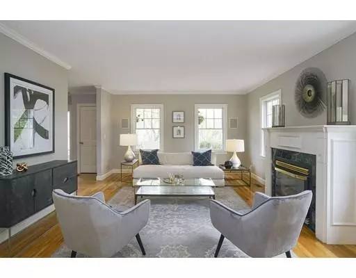 Lexington, MA 02421,18 Woodcliffe Rd