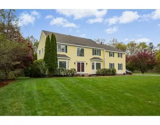 Boxborough, MA 01719,286 Picnic St