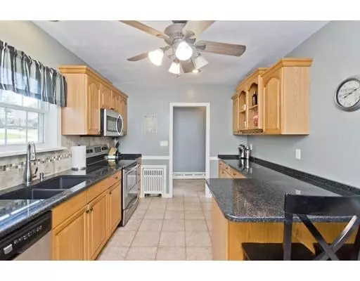 East Longmeadow, MA 01028,41 Hillside Dr