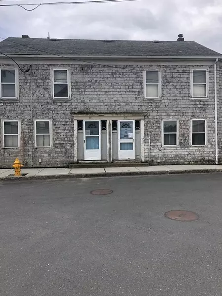 67 Commercial St, Gloucester, MA 01930