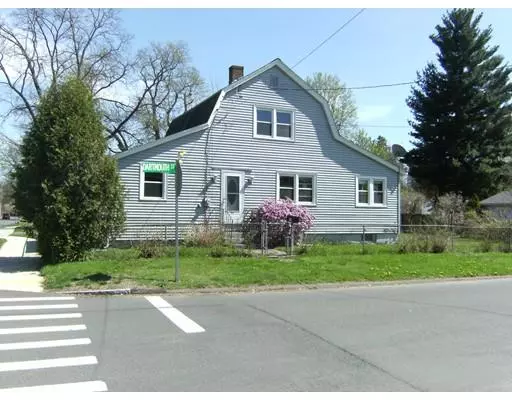 99 Dartmouth St, Westfield, MA 01085