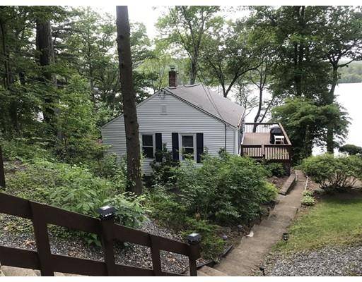 12 Forest Ct, Holland, MA 01521