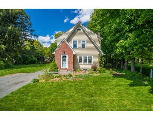 61 Glenwood Cir, Longmeadow, MA 01106