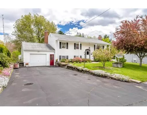 25 Ruthellen Rd, Hudson, MA 01749