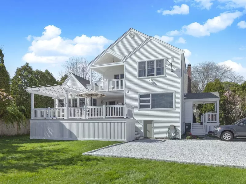 73-75 Elm St, Cohasset, MA 02025